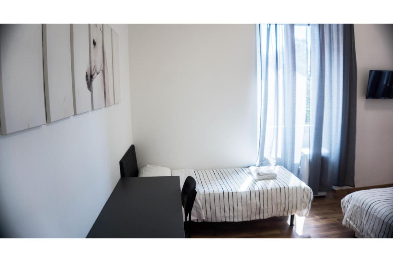 רומא Cosmo Guesthouse מראה חיצוני תמונה