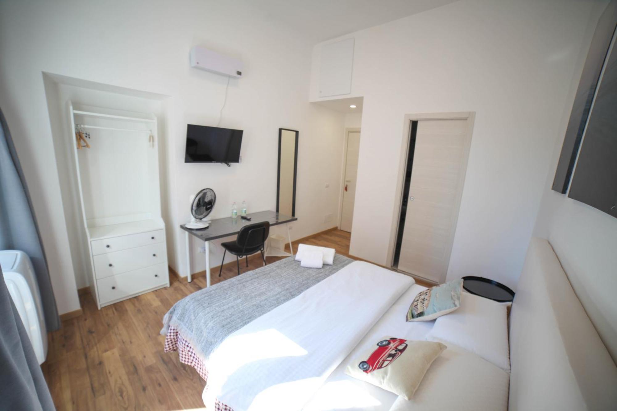 רומא Cosmo Guesthouse מראה חיצוני תמונה